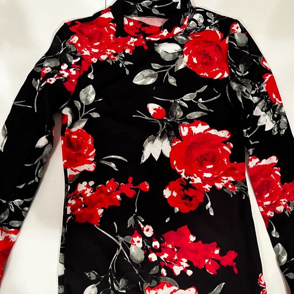 Floral Dress - (Has Some Give / new / Small Size) (free w/purchase) - Picture 6 of 13